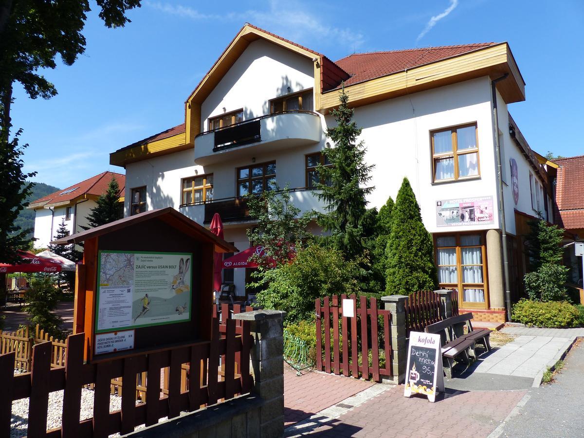 Hotel Prosper Čeladná Extérieur photo